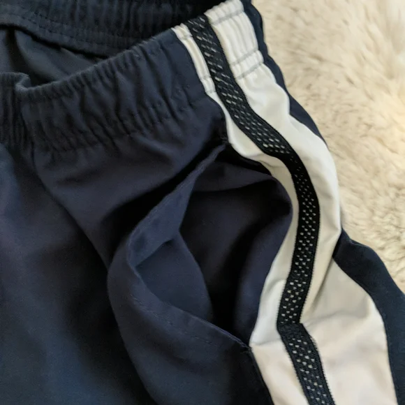 Nike Side Stripes Navy Blue Athletic pull-on Pants.  Size M(8-10) - Picture 7 of 12